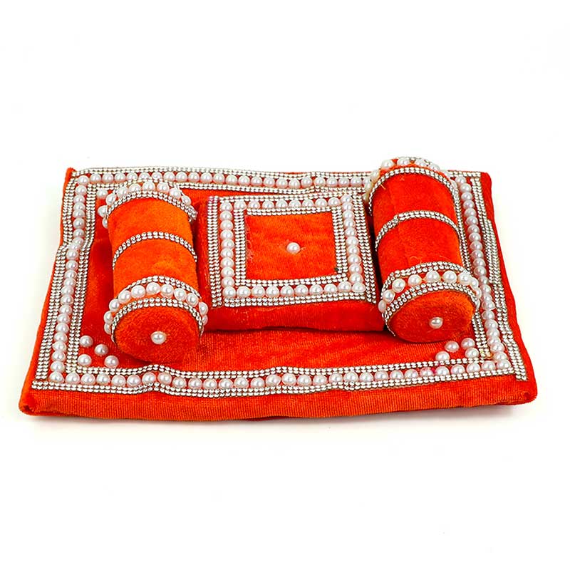 MADHOOR SINGHASAN GADDI 2400